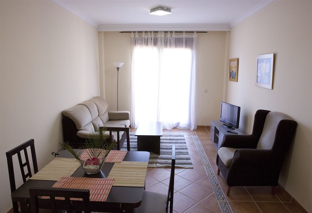 Royal Suites Marbella 베나하비스 외부 사진