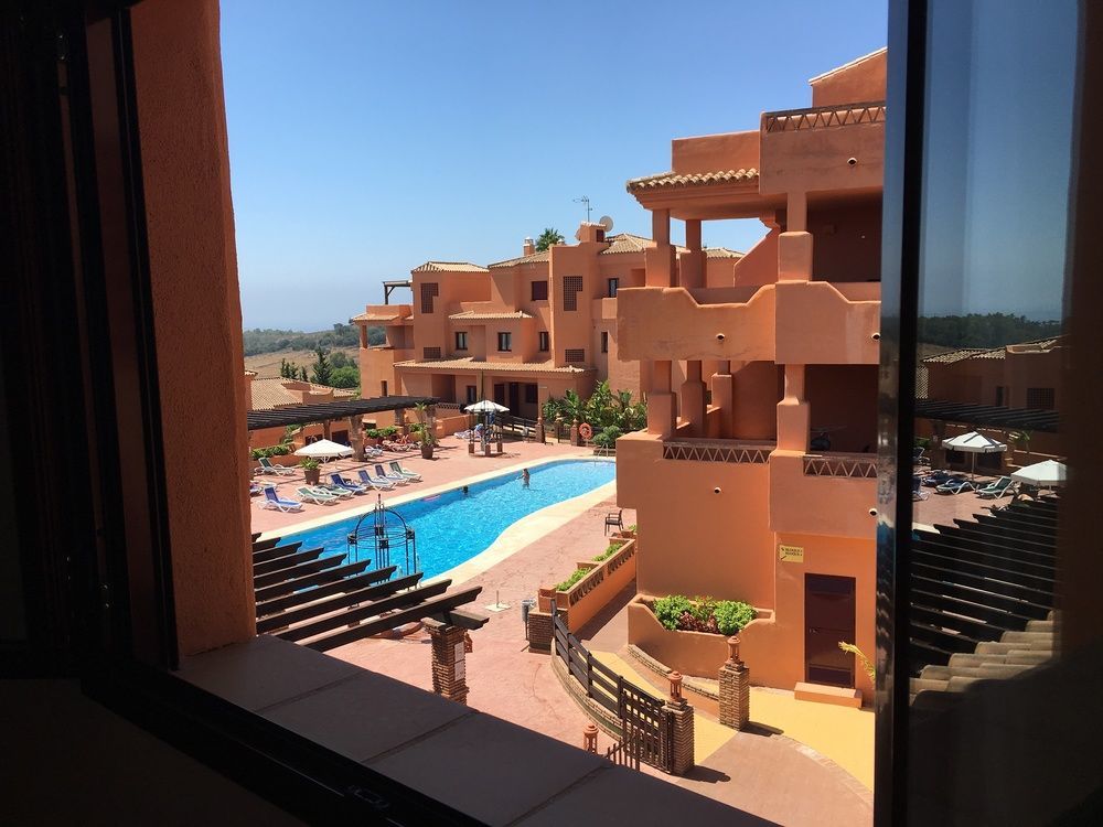 Royal Suites Marbella 베나하비스 외부 사진